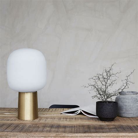 Note table lamp from House Doctor 